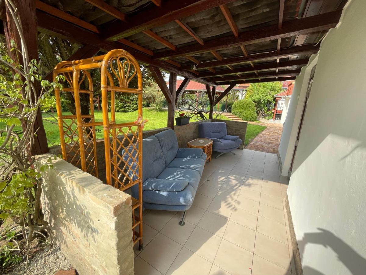 Ketpava Vendeghaz Igal Exterior foto