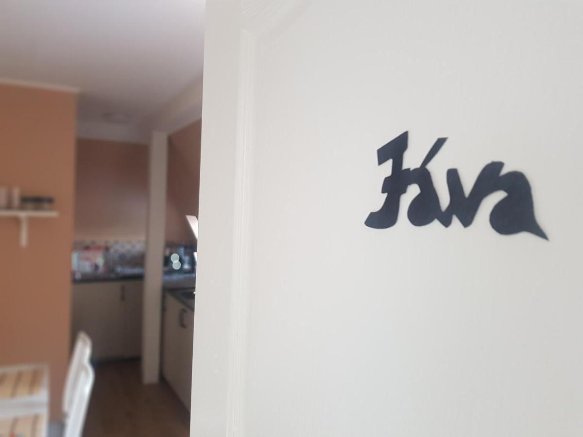 Ketpava Vendeghaz Igal Exterior foto